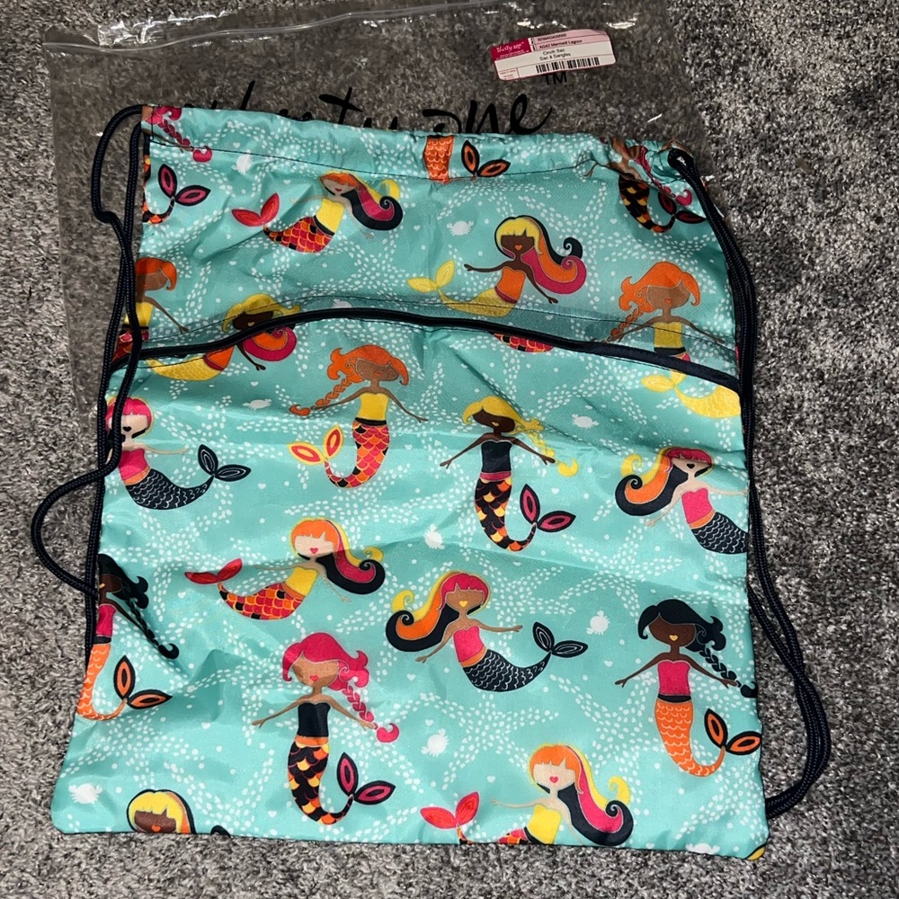 Thirty-one New Cinch Sac